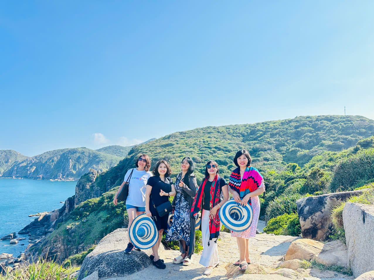 Review các tour du lịch hot nhất Phú Yên hiện nay